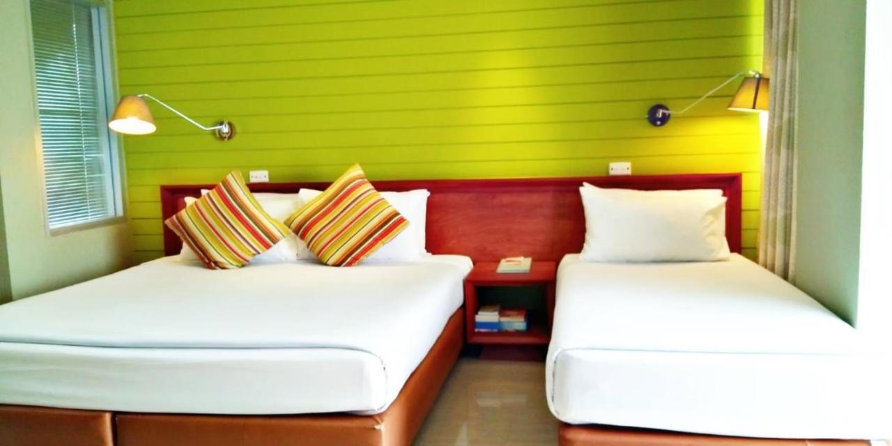 Long Beach Cha-Am Hotel Exterior foto